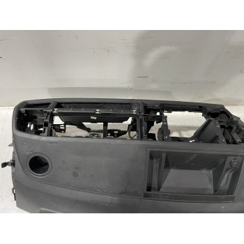 Recambio de salpicadero para volkswagen transporter t6 t6 caravelle trendline referencia OEM IAM 7E1857051  
