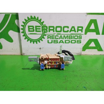 CAJA RELES / FUSIBLES PA66PPE 