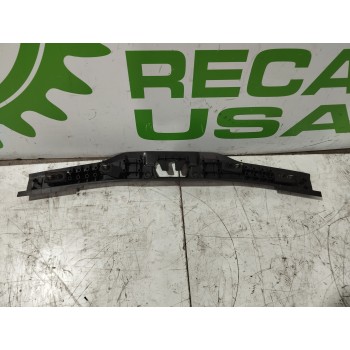 Recambio de moldura maletero para ford focus turn. (cb8) 1.6 tdci cat referencia OEM IAM BM51N40352A  