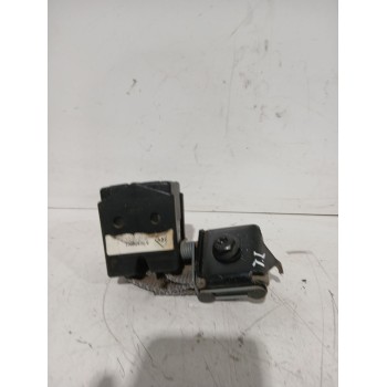 ENGANCHE CINTURON TRASERO IZQUIERDO 8200709888 