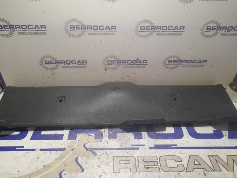 Recambio de molduras traseras para citroën c5 berlina 1.6 16v hdi fap referencia OEM IAM 9655500377  