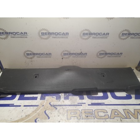 Recambio de molduras traseras para citroën c5 berlina 1.6 16v hdi fap referencia OEM IAM 9655500377  