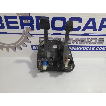 Recambio de pedalera para iveco daily furgón 2.3 diesel cat referencia OEM IAM 5801492032  