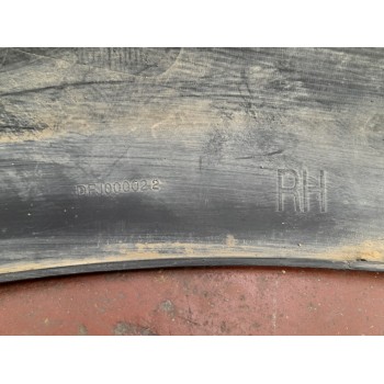 Recambio de aletin delantero derecho para land rover discovery 2.7 td v6 cat referencia OEM IAM DFJ000022  