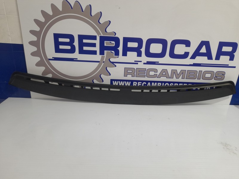 Recambio de torpedo para iveco daily furgón 2.3 diesel cat referencia OEM IAM 5801544547  