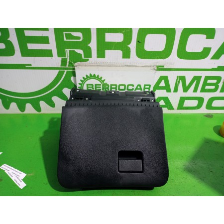 Recambio de guantera para nissan juke (f15) acenta referencia OEM IAM 685201KP1A  