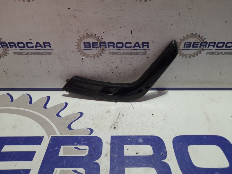Recambio de moldura para peugeot 208 1.6 blue-hdi fap referencia OEM IAM 9676394977  