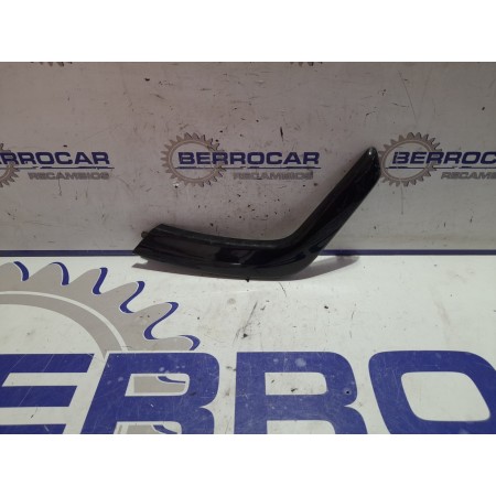 Recambio de moldura para peugeot 208 1.6 blue-hdi fap referencia OEM IAM 9676394977  