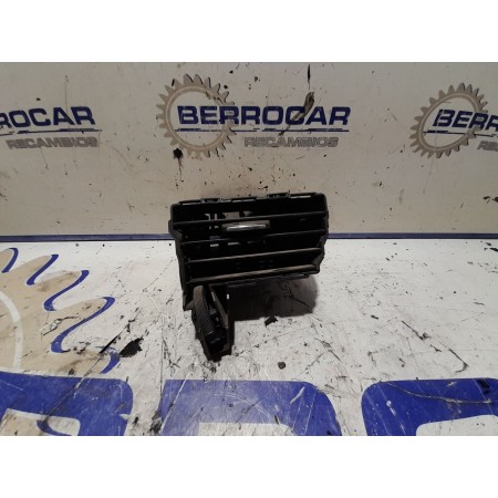 Recambio de aireadores para citroën c5 berlina 1.6 16v hdi fap referencia OEM IAM 8265EC  