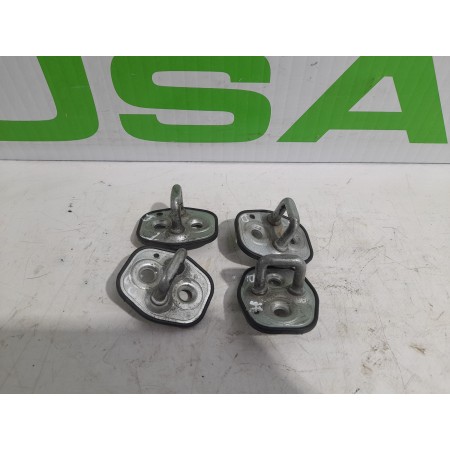 Recambio de anclaje cerradura para citroën c4 sedan 1.6 16v cat (nfu / tu5jp4) referencia OEM IAM 916458  