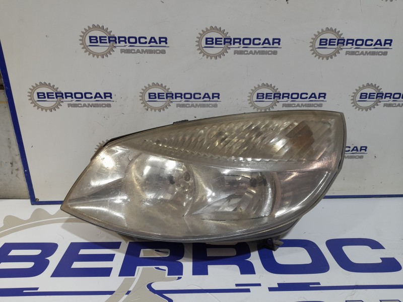 Recambio de faro izquierdo para renault scenic ii referencia OEM IAM 15810300LI  