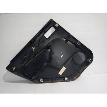 Recambio de guarnecido puerta trasera derecha para ford focus berlina (cap) trend referencia OEM IAM 4M51A27406  