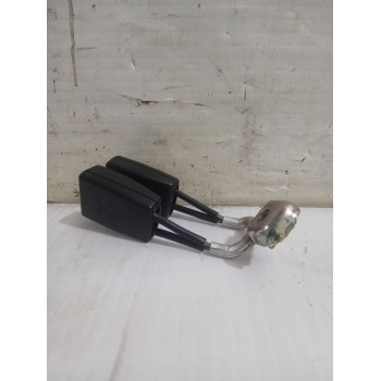 Recambio de enganche cinturon trasero izquierdo para volkswagen polo iv (9n_, 9a_) 1.9 sdi referencia OEM IAM 6Q0857488B  