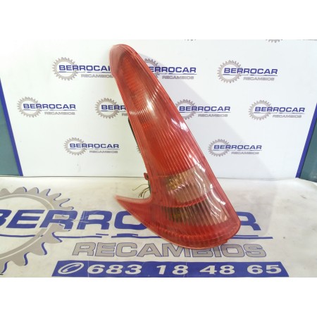 Recambio de piloto trasero izquierdo para peugeot 206 berlina 1.9 diesel referencia OEM IAM 9641540677  