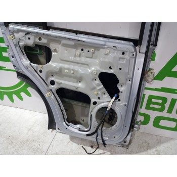 Recambio de puerta trasera izquierda para kia sorento 2.5 crdi cat referencia OEM IAM 770033E111  