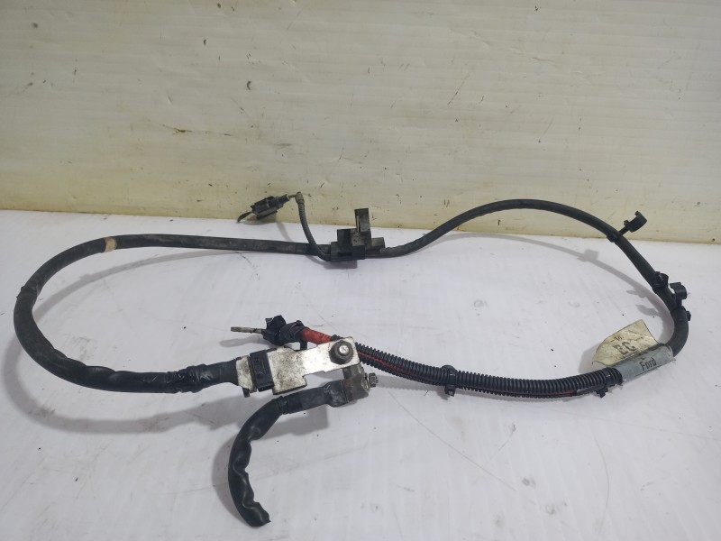 Recambio de borna postiva para ford focus lim. (cb4) business referencia OEM IAM 1679906  