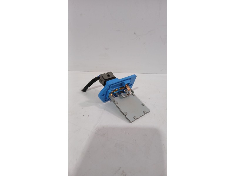 Recambio de resistencia calefaccion para kia stonic (yb) 1.0 t-gdi referencia OEM IAM 97128D1000  