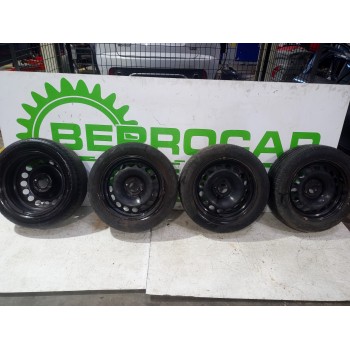 Recambio de juego llantas para peugeot 2008 (--.2013) allure referencia OEM IAM 2160728  