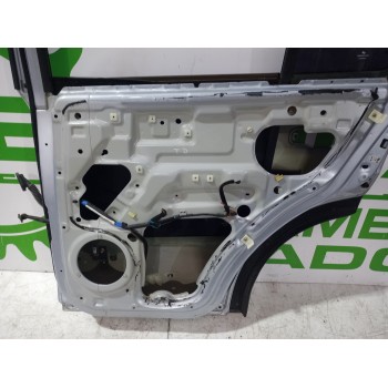 Recambio de puerta trasera derecha para kia sorento 2.5 crdi cat referencia OEM IAM 770043E111  
