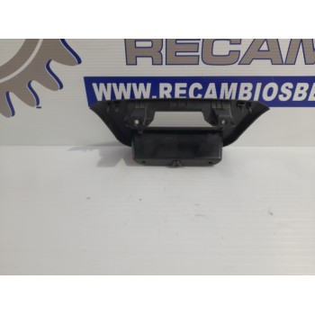 Recambio de moldura interior para iveco daily furgón 2.3 diesel cat referencia OEM IAM 5801597900  