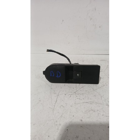 Recambio de mando elevalunas delantero derecho para opel astra h gtc (a04) 1.7 cdti (l08) referencia OEM IAM 13228881  