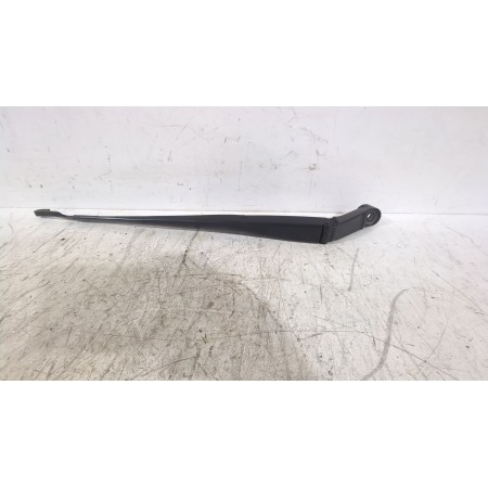 Recambio de brazo limpia delantero izquierdo para toyota auris (_e15_) 1.6 (zre151_) referencia OEM IAM 8522102191  