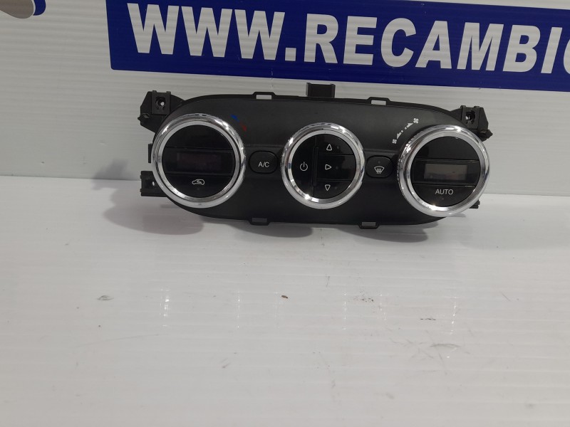 Recambio de mando climatizador para iveco daily furgón 2.3 diesel cat referencia OEM IAM 5801640589  