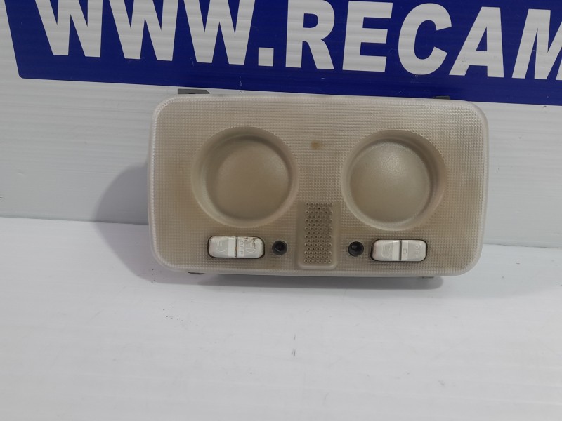 Recambio de luz interior para iveco daily furgón 2.3 diesel cat referencia OEM IAM 5801480047  