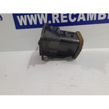 Recambio de rejilla aireadora para iveco daily furgón 2.3 diesel cat referencia OEM IAM 5801607541  