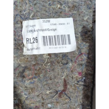 Recambio de guarnecido puerta trasera izquierda para toyota avensis sedán (_t25_) 2.0 d-4d (adt250_) referencia OEM IAM 6764005a