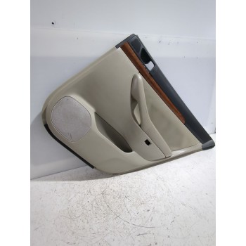 Recambio de guarnecido puerta trasera derecha para toyota avensis sedán (_t25_) 2.0 d-4d (adt250_) referencia OEM IAM 6763005A60