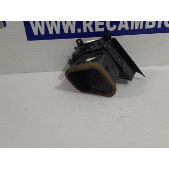 Recambio de rejilla aireadora para iveco daily furgón 2.3 diesel cat referencia OEM IAM 5801607541  