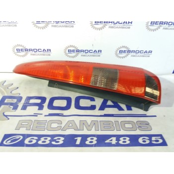 Recambio de piloto trasero derecho para ford fusion (cbk) 1.4 16v cat referencia OEM IAM 2S6113N004  