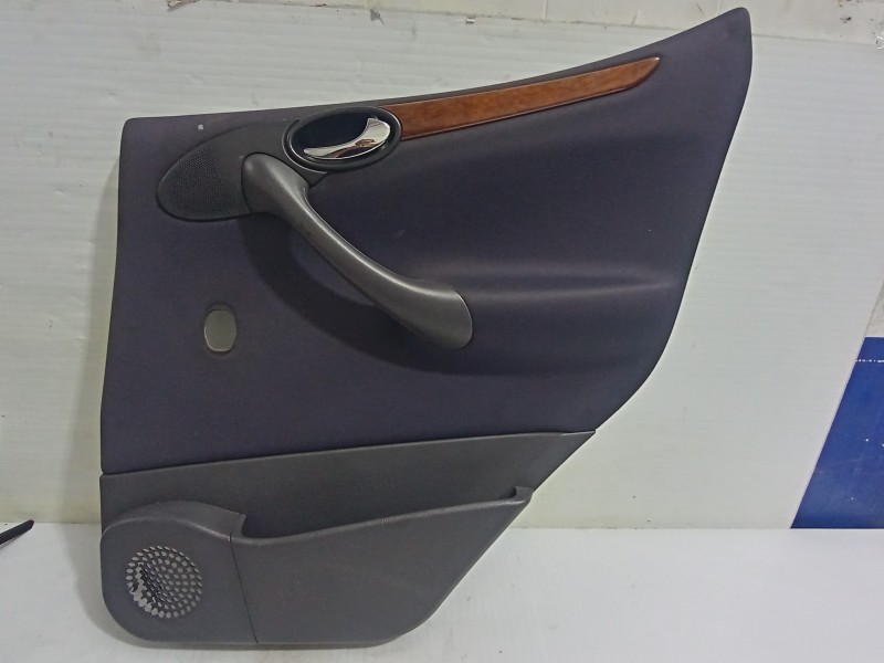 Recambio de guarnecido puerta trasera derecha para mercedes-benz clase a (w168) 170 cdi (168.009) referencia OEM IAM A1687300470