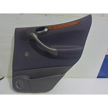 Recambio de guarnecido puerta trasera derecha para mercedes-benz clase a (w168) 170 cdi (168.009) referencia OEM IAM A1687300470