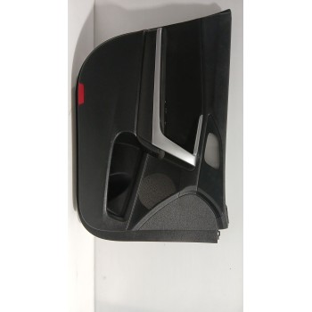 GUARNECIDO PUERTA DELANTERA IZQUIERDA 82332J70 