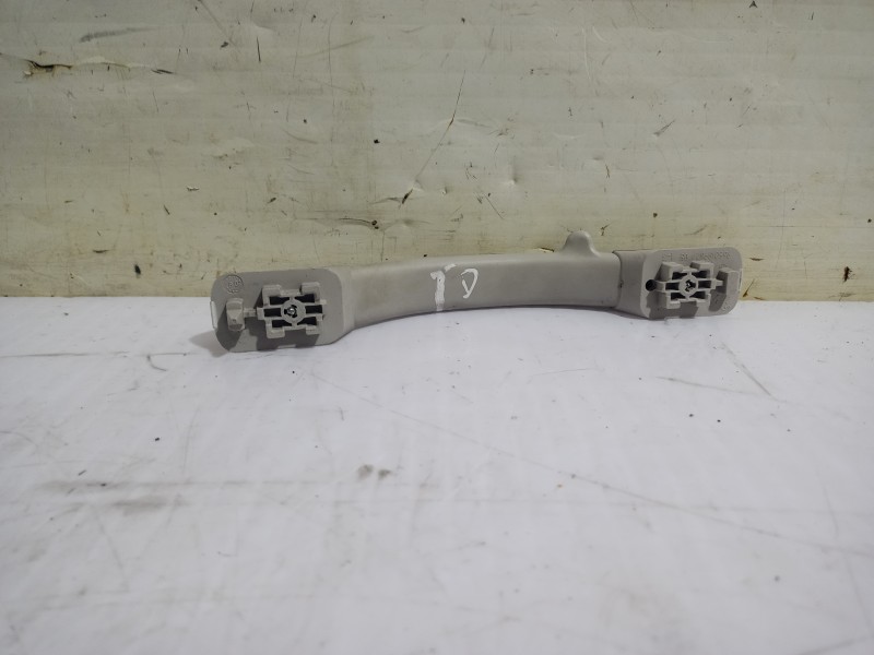 Recambio de asidero techo trasero derecho para peugeot 207 confort referencia OEM IAM 9128W5  