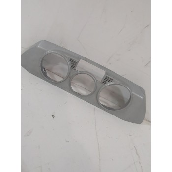 Recambio de moldura para volkswagen polo iv (9n_, 9a_) 1.9 sdi referencia OEM IAM 6Q0820075  