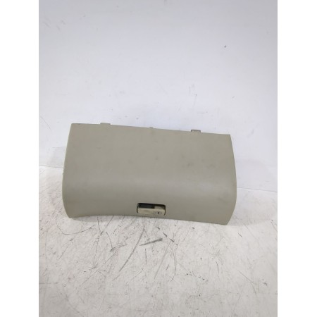 Recambio de guantera para toyota avensis sedán (_t25_) 2.0 d-4d (adt250_) referencia OEM IAM 5555005070  