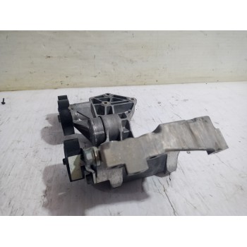 Recambio de soporte alternador para mercedes-benz clase a (w169) a 200 cdi (169.008) referencia OEM IAM A6402002770  