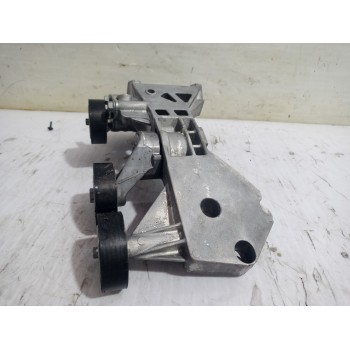 Recambio de soporte alternador para mercedes-benz clase a (w169) a 200 cdi (169.008) referencia OEM IAM A6402002770  