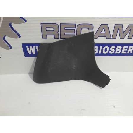 Recambio de moldura para iveco daily furgón 2.3 diesel cat referencia OEM IAM 5801544549  