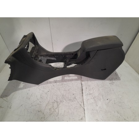 Recambio de consola central para citroën c5 berlina 1.6 16v hdi fap referencia OEM IAM 7589ZF  