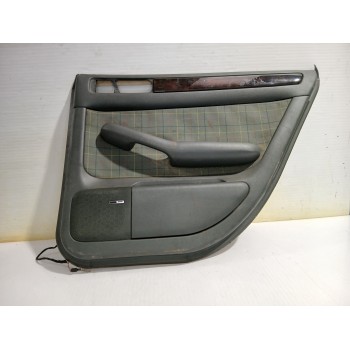 Recambio de guarnecido puerta trasera derecha para audi a6 avant (4b5) 2.5 tdi quattro referencia OEM IAM 4B0863982A  