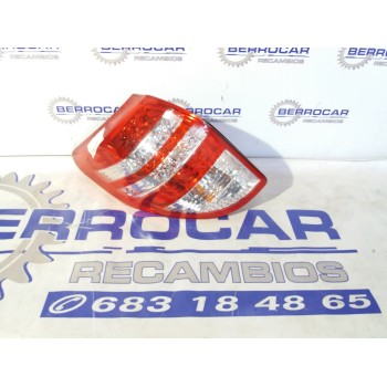 Recambio de piloto trasero izquierdo para toyota rav 4 2.2 d-4d cat referencia OEM IAM 8156142120  