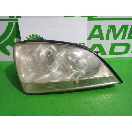 Recambio de faro derecho para kia sorento 2.5 crdi cat referencia OEM IAM 921023E060  