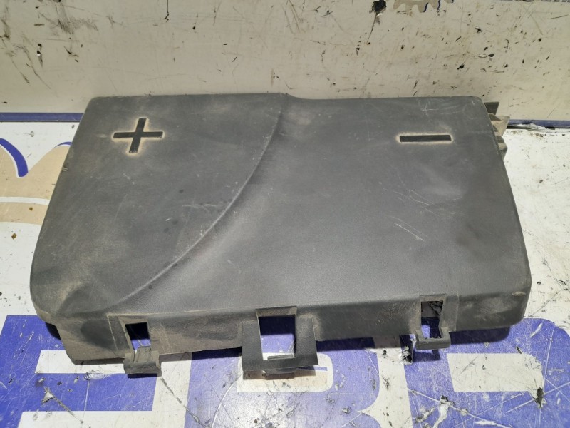 Recambio de tapa bateria para citroën c5 berlina 1.6 16v hdi fap referencia OEM IAM 9647467980  