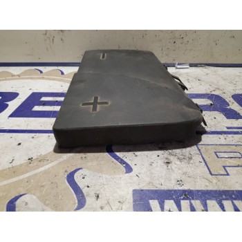 Recambio de tapa bateria para citroën c5 berlina 1.6 16v hdi fap referencia OEM IAM 9647467980  