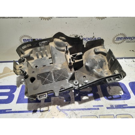 Recambio de soporte bateria para citroën c5 berlina 1.6 16v hdi fap referencia OEM IAM 658889  