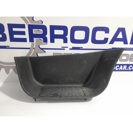 Recambio de moldura interior para iveco daily furgón 2.3 diesel cat referencia OEM IAM 5801869288  